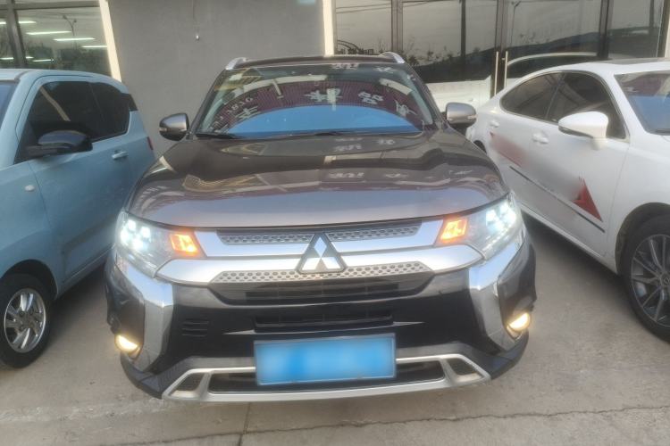 Used Mitsubishi Outlander 2020 2.4L 4x4 Zhi Xiang Edition 5 Seats
