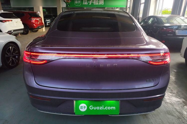 Used Hima Luxeed S7 2025 855 km Max