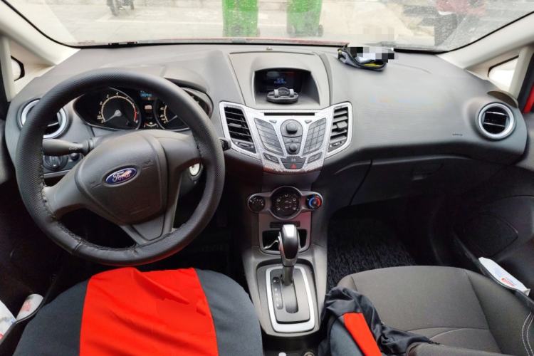 Used Ford Fiesta 2013 Hatchback 1.5L Automatic Fashion Edition
