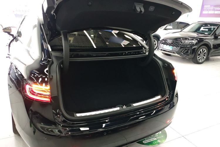 Used Hima Stelato S9 2024 All-Electric Max Rear-Drive Long-Range Version
