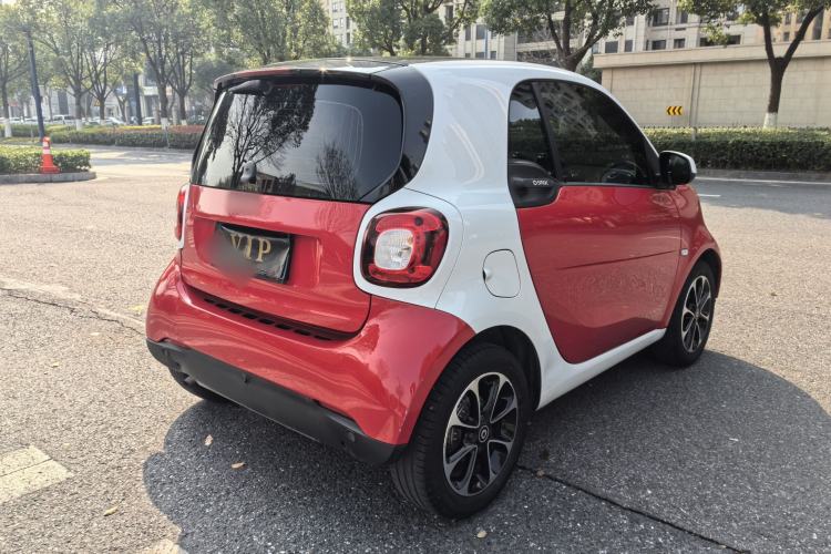 Used smart fortwo 2015 1.0L 52 kW Hardtop Passion Edition
