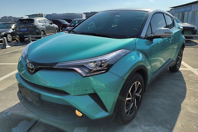 Used Toyota C-HR 2018 2.0L Luxury Sunroof Version China V Emission Standard
