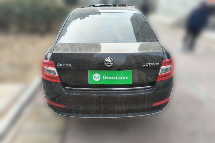 Used Skoda Octavia 2017 1.6L Manual Smart Drive Edition