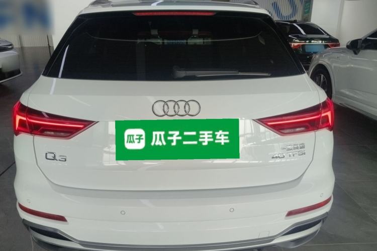Used Audi Q3 2019 40 TFSI Fashion Dynamic Model
