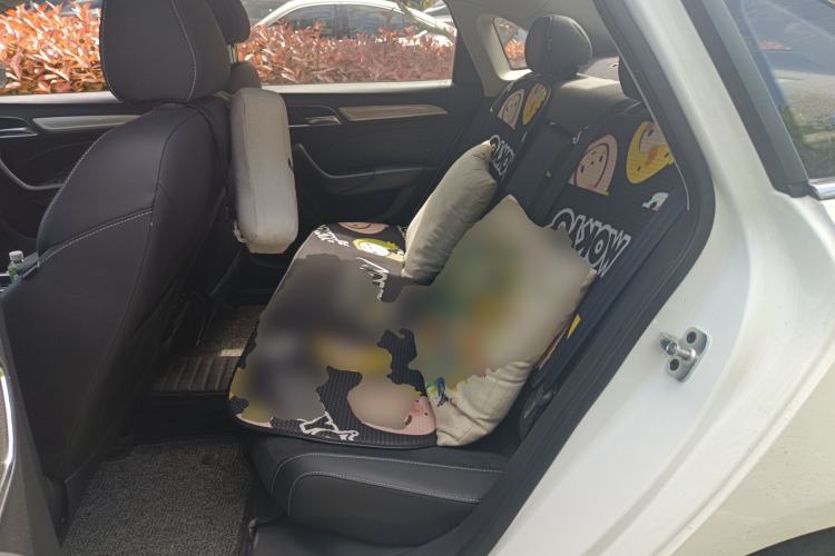 Used Roewe i6 New Energy 2017 45T Hybrid Connective Smart Luxury Edition