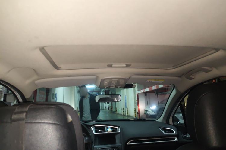 Used Citroen C4L 2015 1.8L Automatic Luxury Edition Headliner