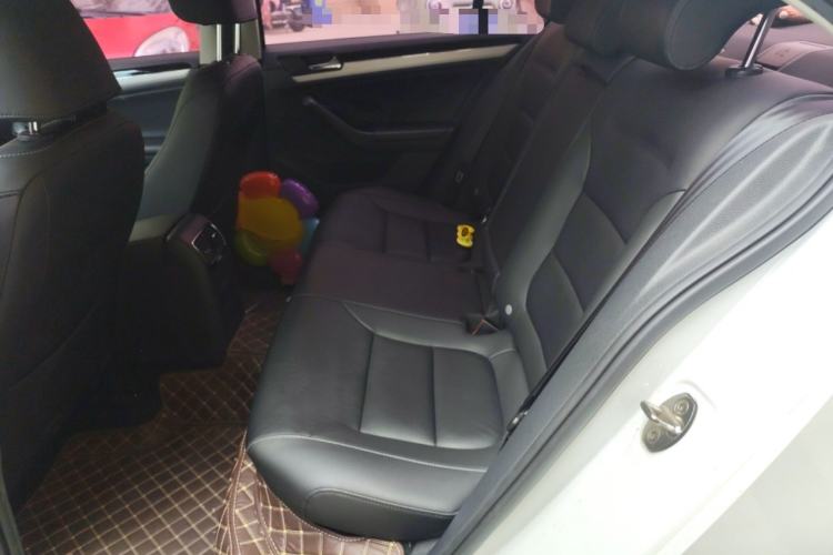 Used Volkswagen Sagitar 2018 1.6L Manual Comfort Model Left Rear Seat