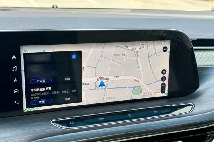 Used Buick GL8 2022 ES Landtrek 653T Comfort Edition