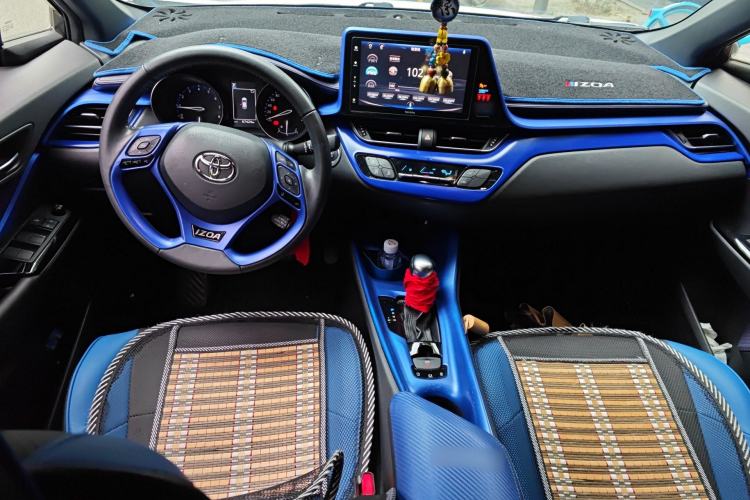 Used Toyota IZOA 2018 2.0L Yichi Edition China V Standard Center Console