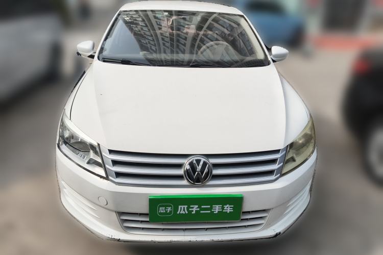 Used Volkswagen Santana 2013 1.6L Manual Fashion Edition Front