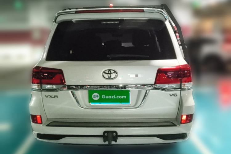 Used Toyota Land Cruiser 2015 4.0L V6 Middle East Limited Edition