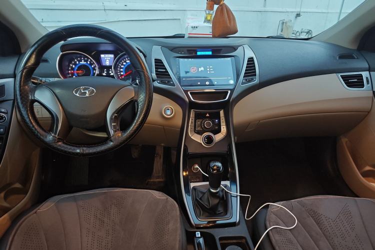 Used Hyundai Elantra (5th Generation / Langdong) 2015 1.6L Manual Leading Model
