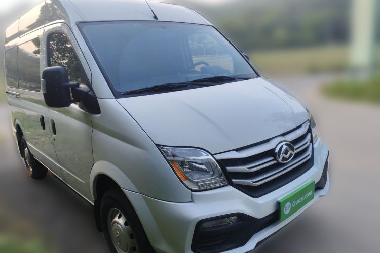 Used SAIC MAXUS Xintu V80 2025 PRO Aoyuntong 2.0T AMT Short Wheelbase Mid-Height 5/6-Seater
