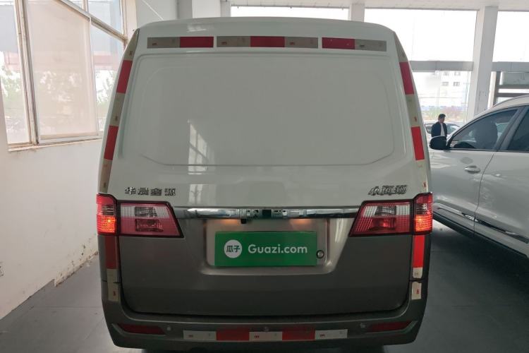 Used Jinbei Hiace X30 2021 1.5L Comfort Model Base Version (No Air Conditioning) Van China VI Standard SWC15M Rear