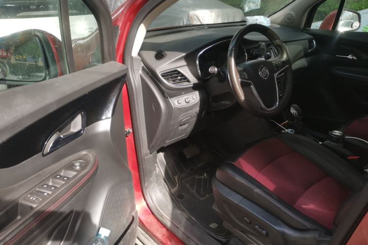 Used Buick Encore 2018 18T Automatic Two-Wheel Drive Urban Elite Model
