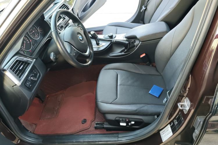 Used BMW 3 Series 2016 316Li Fashion Model
