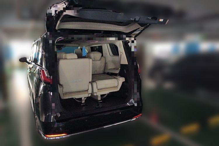 Used Lexus LM 2023 500h Six-Seater Prestige Edition