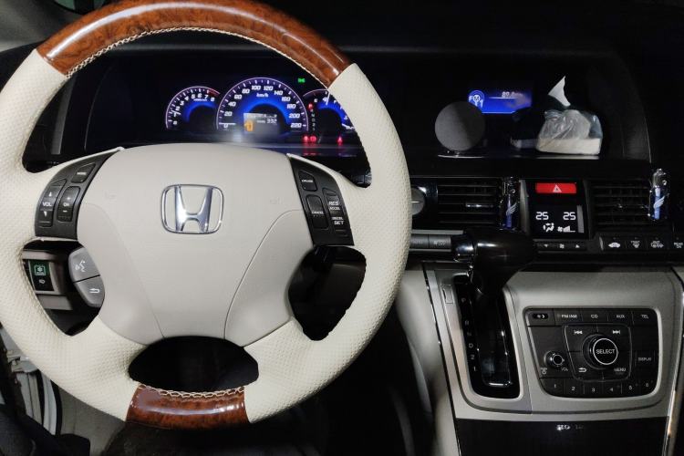 Used Honda Elysion 2015 2.4L VTi-S Prestige Edition