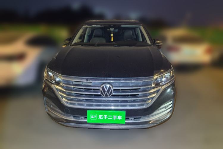 Used Volkswagen Viloran 2022 330TSI Luxury Edition Front