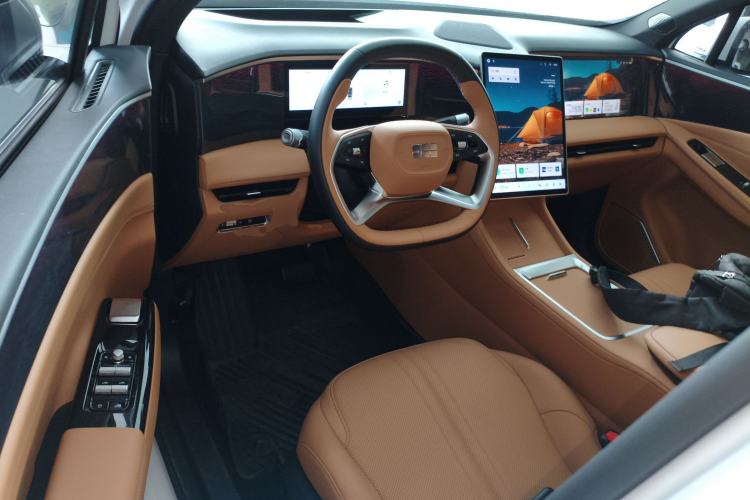 Used Geely Galaxy L7 2025 EM-i 115km Exploration+ Edition Driver Seat