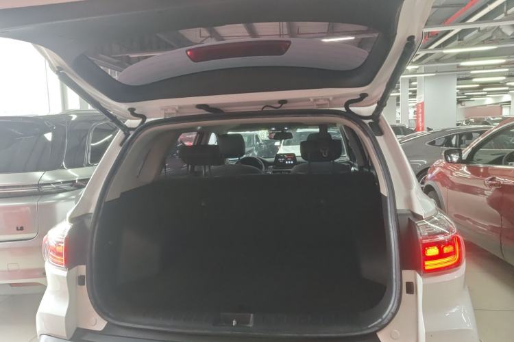 Used Kia Sportage R 2019 2.0L Automatic Smart Luxury Edition Trunk