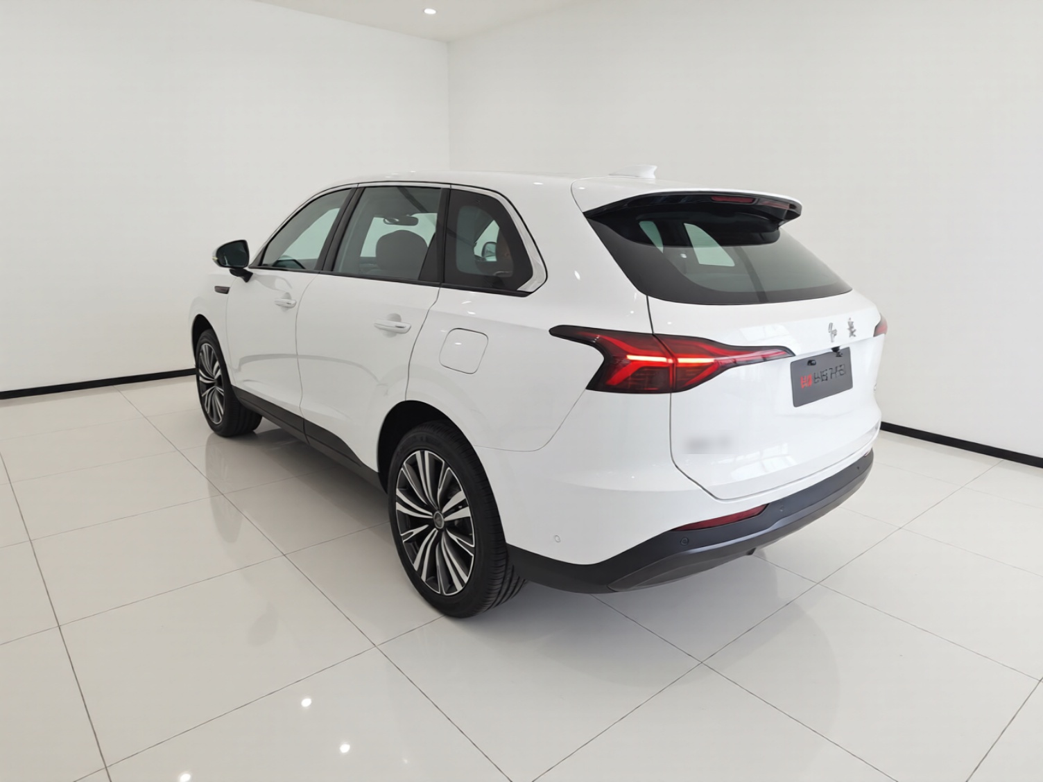 Hongqi HS6 PHEV 2026 240 Smart Hybrid Version — снимка 4