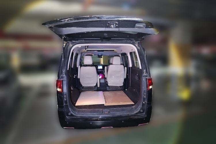 Used JAC Refine M4 2016 2.0L Manual Luxury Version