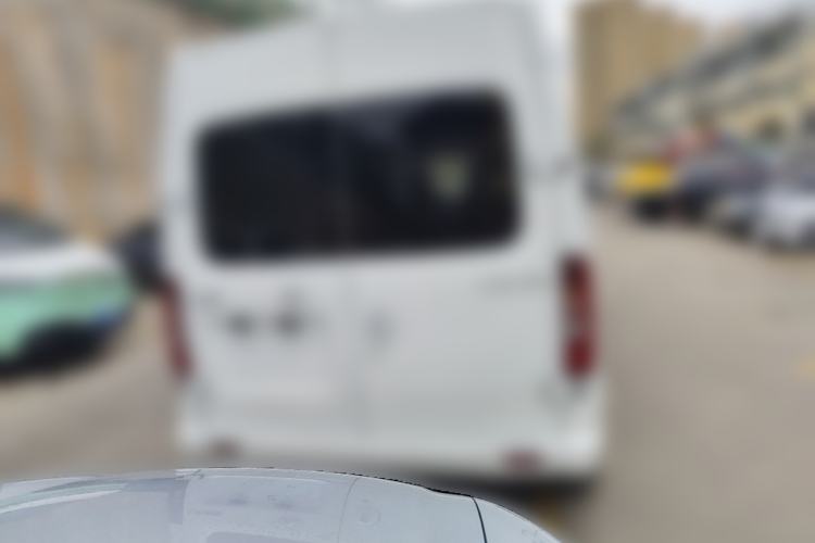 Used SAIC MAXUS Xintu V80 2024 Facelift Aoyuntong 6MT Long Wheelbase Mid-Top Version 147 Ps 10 Seats