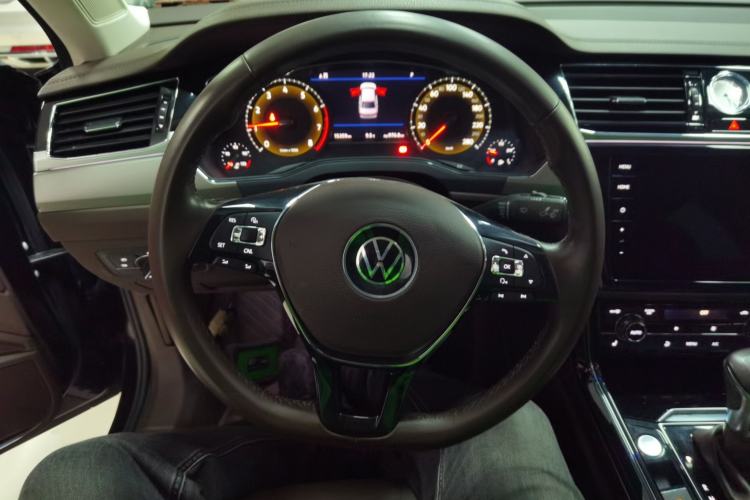 Used Volkswagen Phideon 2021 380TSI Luxury Edition