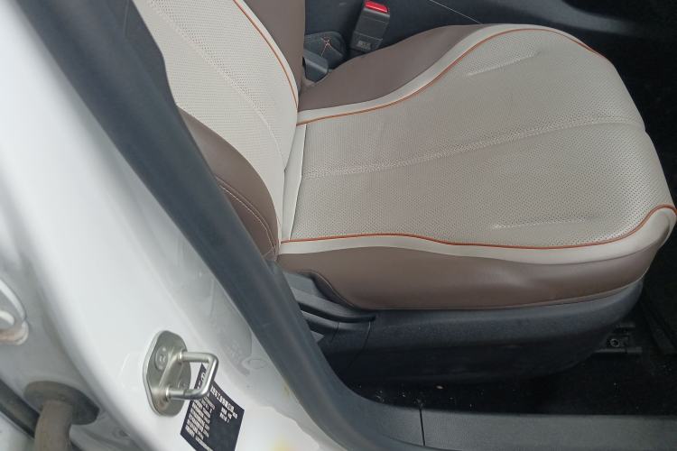 Used BYD Qin PLUS 2024 Honor Edition EV 420KM Leading Model Right Front Seat