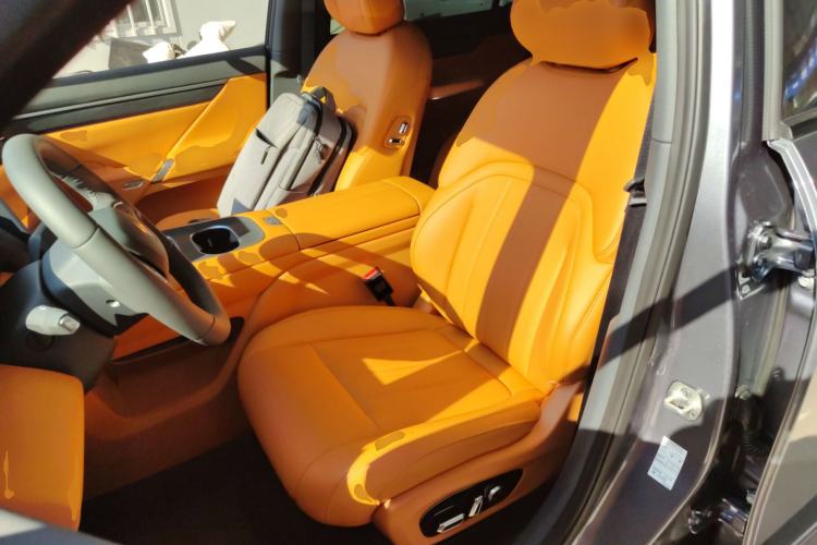 Used Dongfeng eπ eπ008 2026 Model Six-Seat Pure-Electric Family Edition
