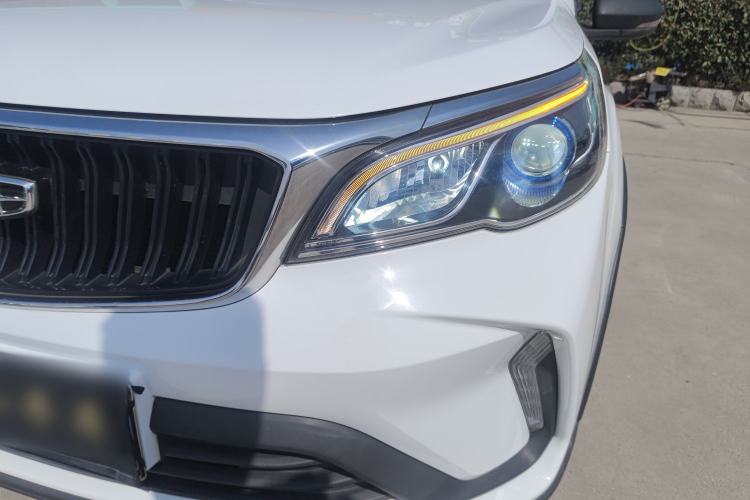 Used Geely Auto Vision X3 2021 PRO 1.5L CVT Deluxe Model
