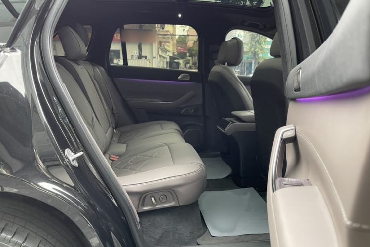 Used Nio ES7 2022 75 kWh Interior 5