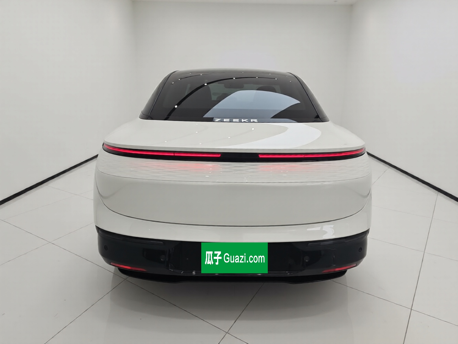 Zeekr 007 2025 Long-Range Rear-Wheel-Drive Intelligent Driving Version 100 kWh — снимка 5