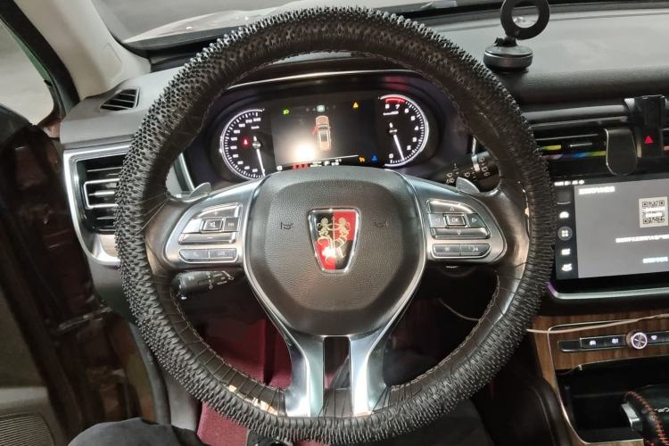 Used Roewe RX8 2018 30T Smart Connectivity Two-Wheel Drive Flagship Edition