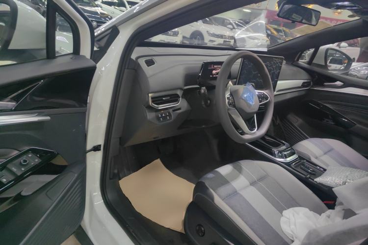 Used Volkswagen ID.4 CROZZ 2025 Pure Edition