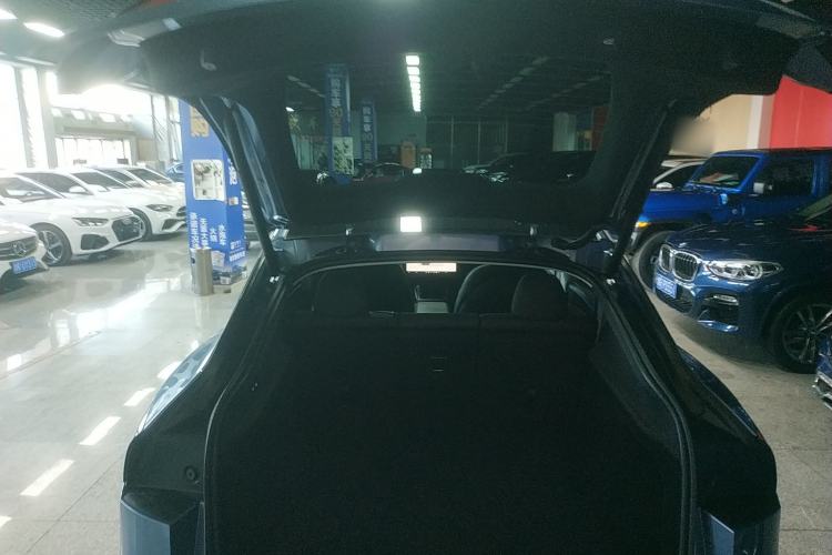 Used Tesla Model Y 2025 Rear-Wheel-Drive Version