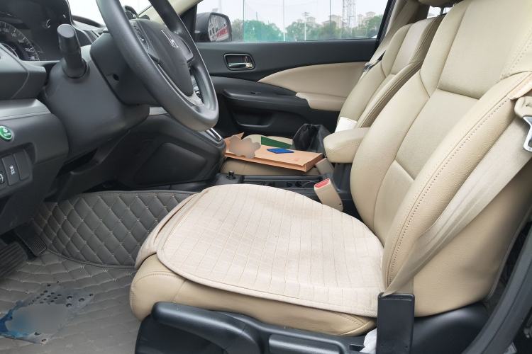 Used Honda CR-V 2016 2.0L Two-Wheel Drive Classic Edition Left Front Seat