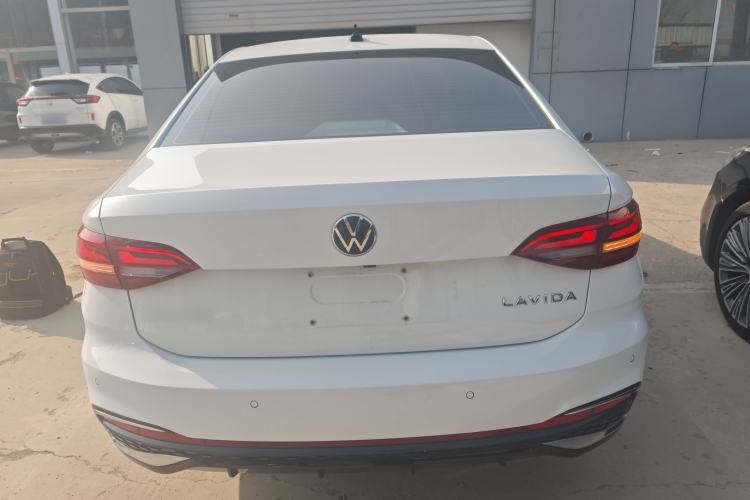 Used Volkswagen Lavida 2024 1.5L Automatic Starry Sky 5 Million Edition Rear