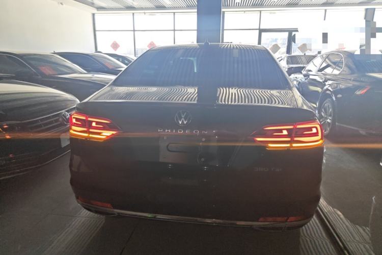 Used Volkswagen Phideon 2021 380TSI Prestige Edition
