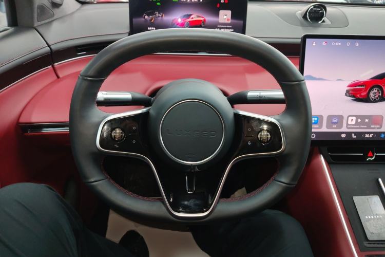 Used Hima Luxeed S7 2024 Ultra Four-Wheel Drive Flagship Edition Steering Wheel