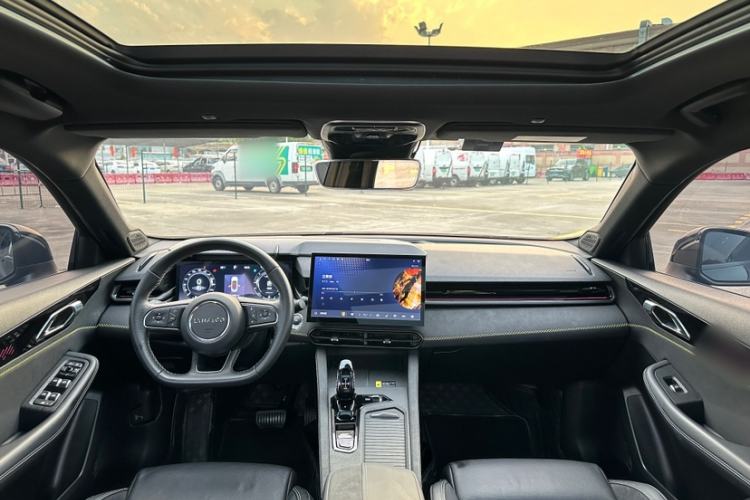 Used Lynk & Co 03 2023 1.5TD DCT JingPro Exterior 8