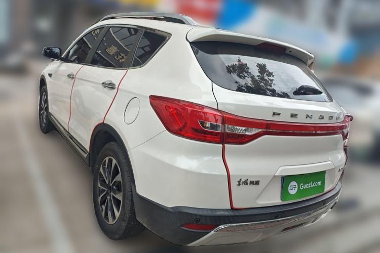 Used Dongfeng Fengdu MX5 2016 1.4T Manual Luxury Edition
