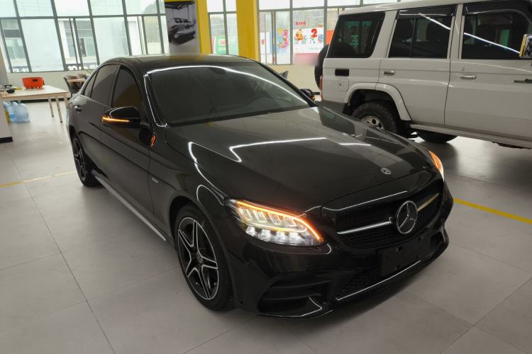 Used Mercedes-Benz C-Class 2021 C 260 L Sport Edition Star Collection Front Right 45 Deg