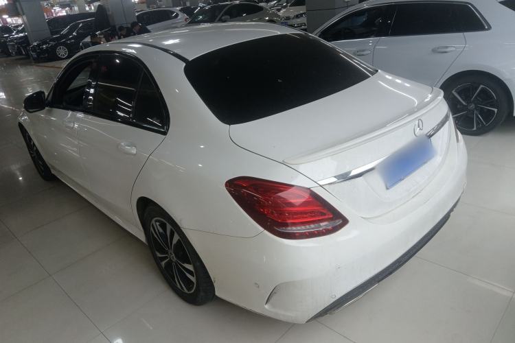 Used Mercedes-Benz C-Class 2017 Restyled C 200 Sport Edition Exterior 2