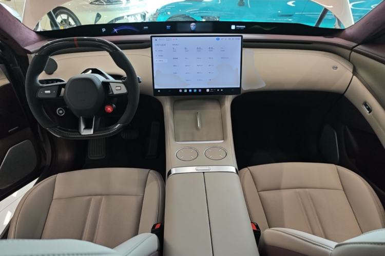 Used Xiaomi Auto YU7 2025 Ultra-Long Range High-Performance All-Wheel-Drive Max Edition
