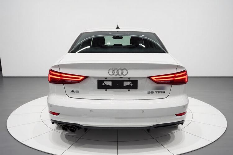 Used Audi A3 2020 Limousine 35 TFSI Fashion Edition China VI Emission Standard
