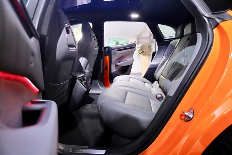 Used Zeekr 001 2025 WE Edition 100 kWh Rear-Wheel Drive
