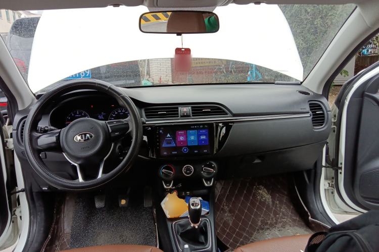 Used Kia KX Cross 2017 1.4L MT GLS