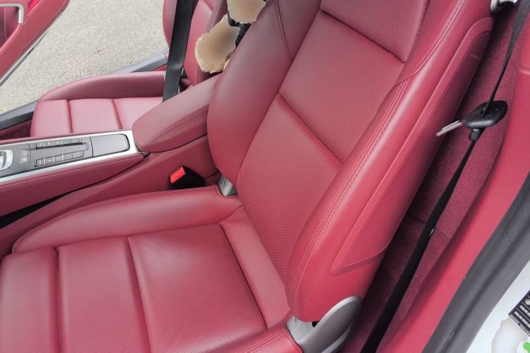 Used Porsche 718 2020 Cayman 2.0T
